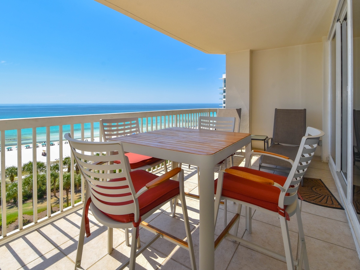 Silver Shells St. Maarten 705 - Grab a Quick Bite on the Balcony
