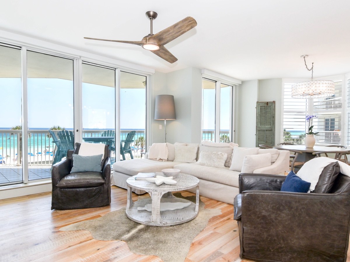 Silver Beach Towers E306