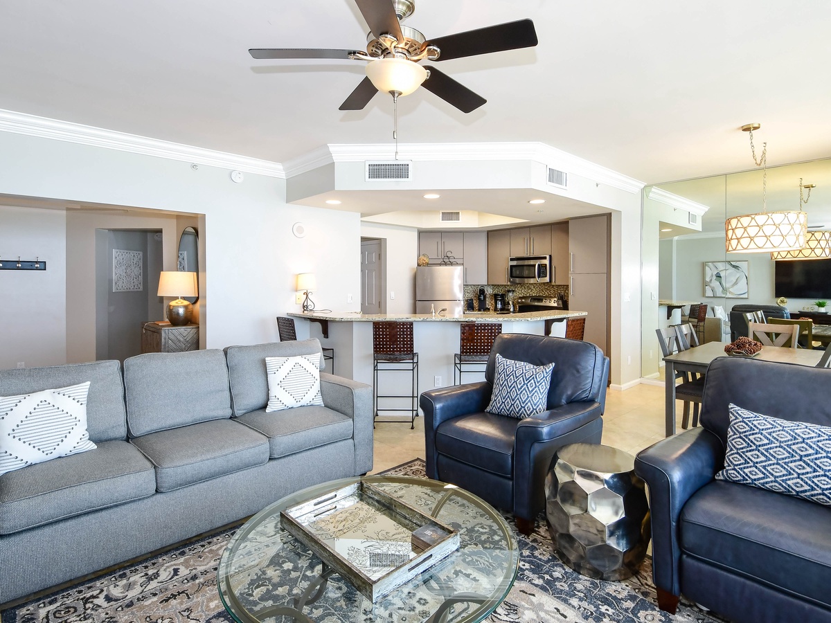 Silver Beach Towers E404