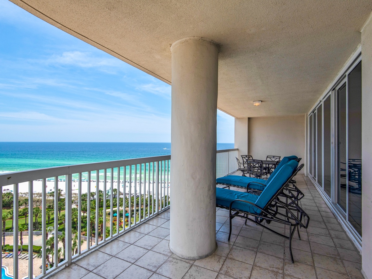 Silver Shells St. Maarten 1101 - Balcony