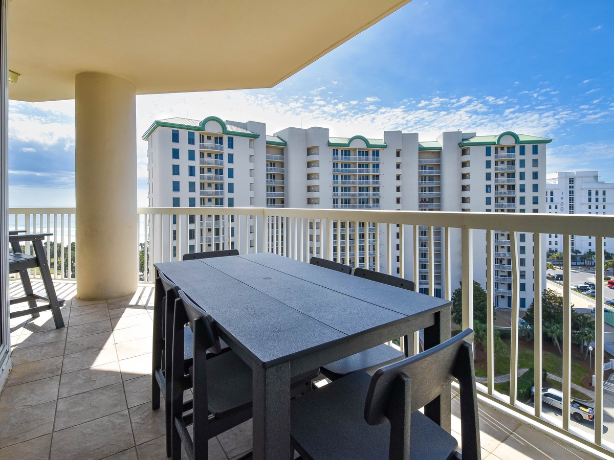 Silver Shells St. Lucia 1001 - Balcony Seating