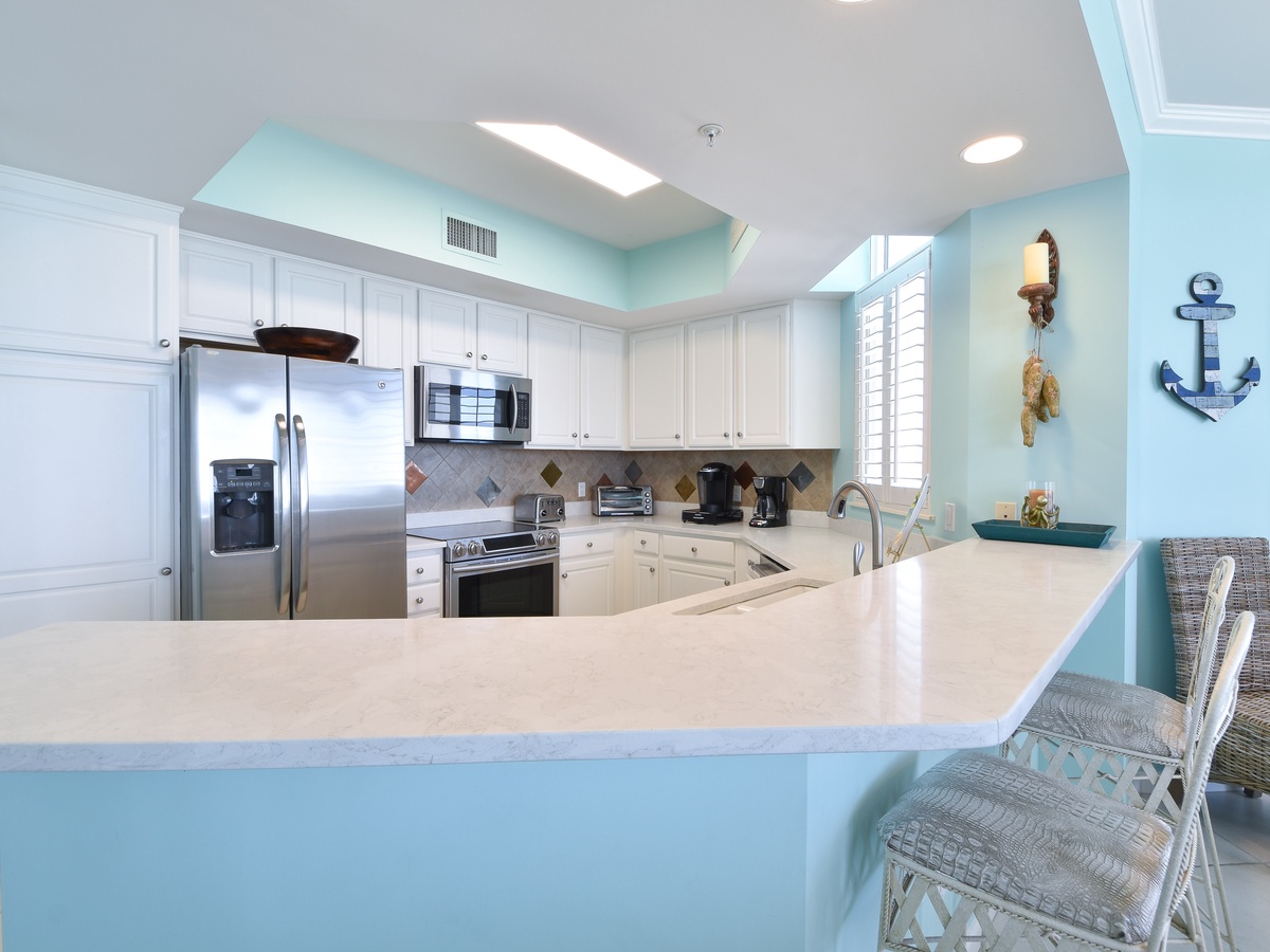 Silver Beach Towers East 1001 - Kitchen