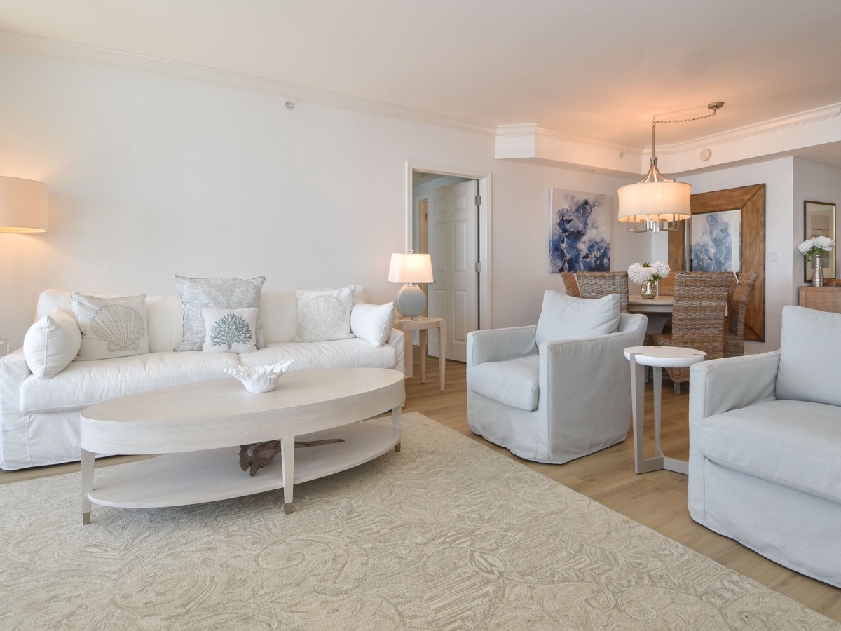 Silver Shells St. Maarten 802 -Living Area
