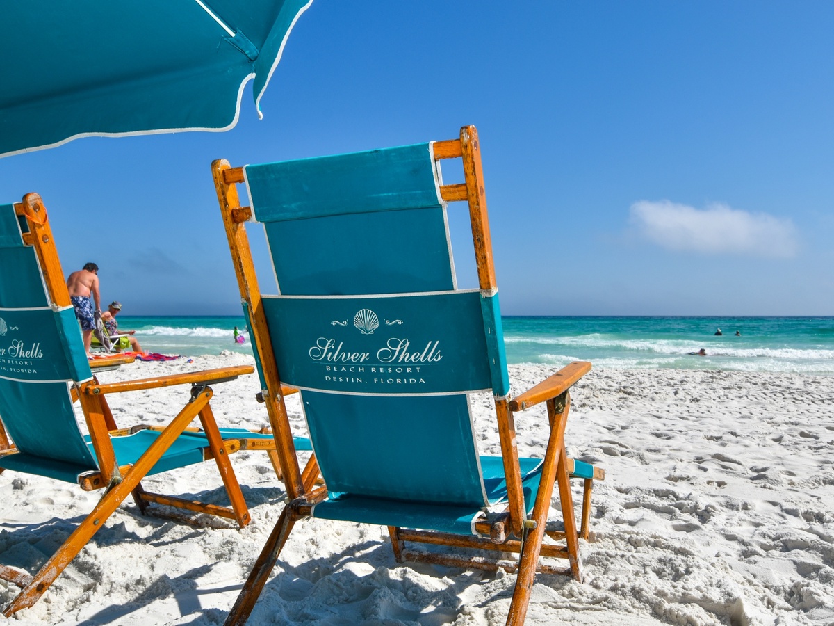 Silver Shells Private Beach Access with Beach Service Mar1-Oct31