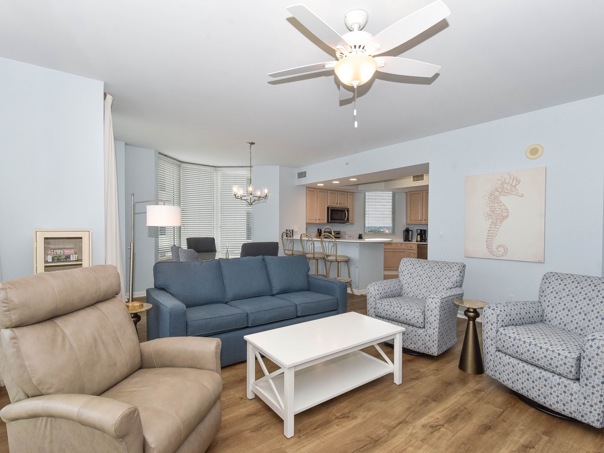 Silver Beach Towers E606