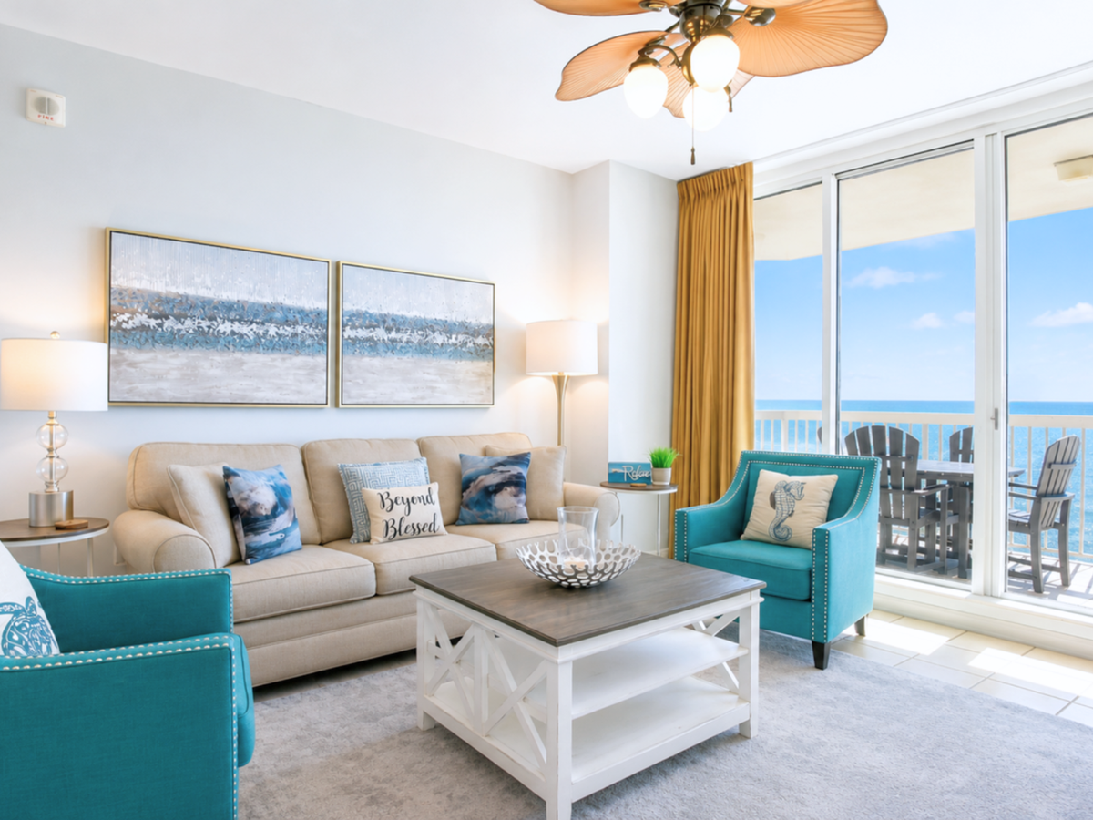 Silver Beach Towers W1002