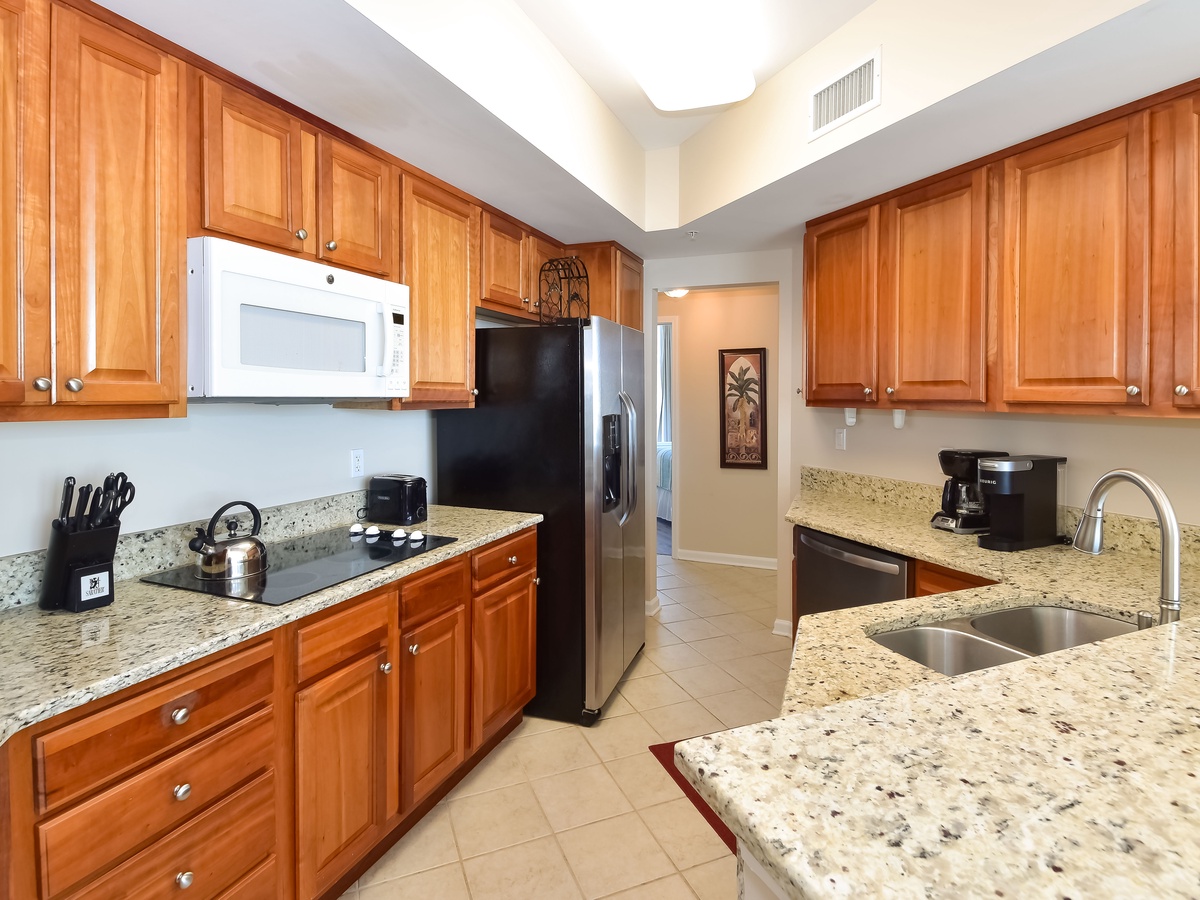 Silver Beach Towers West 1603- Fully Equipped Kitchen