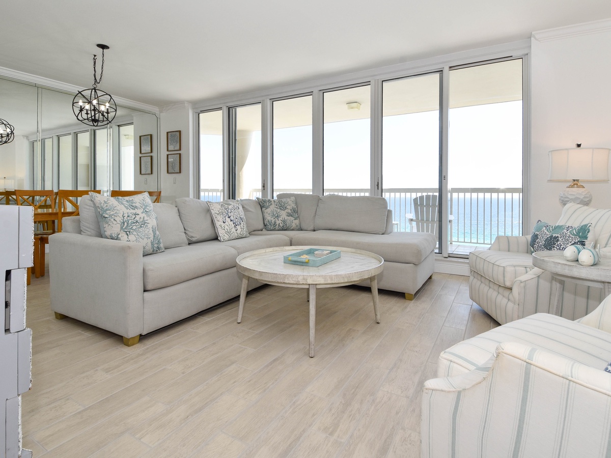 Silver Beach Towers W1404