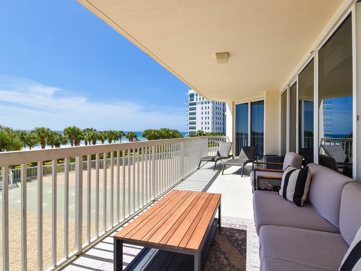 Silver Shells St. Maarten 304 - Balcony