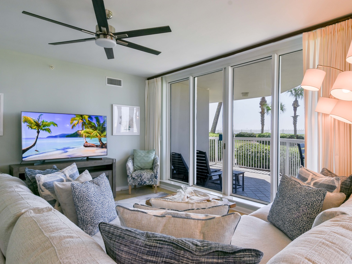 Silver Beach Towers W106