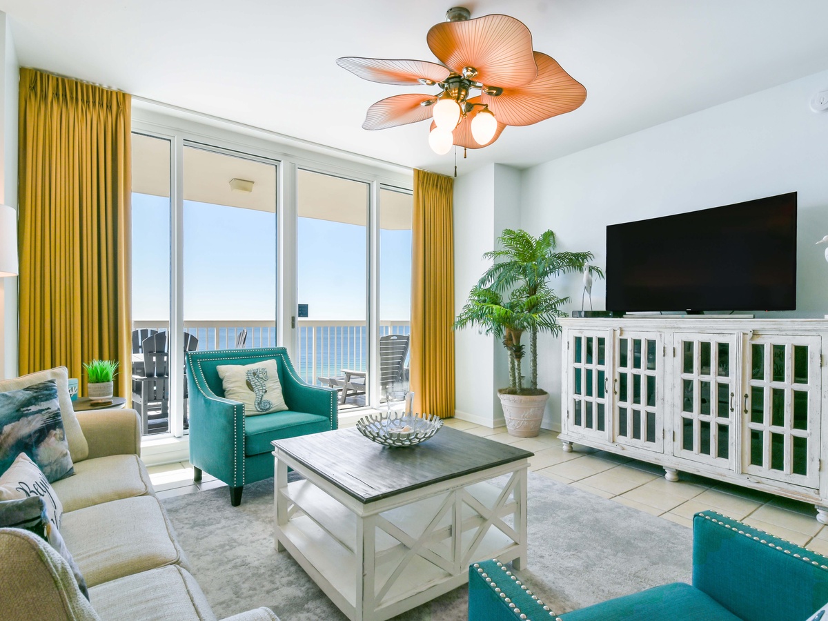 Silver Beach Towers W1002