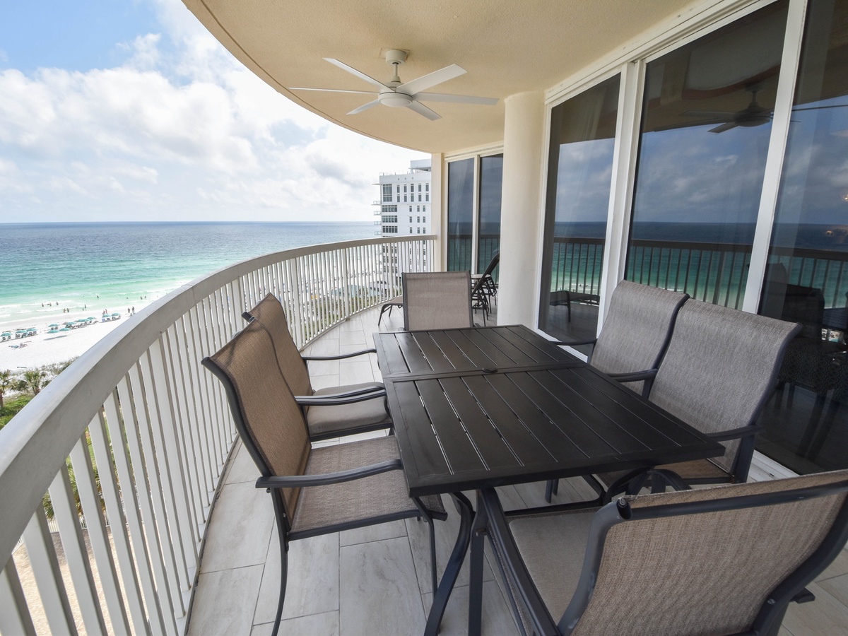 Silver Shells St. Maarten 803- Balcony