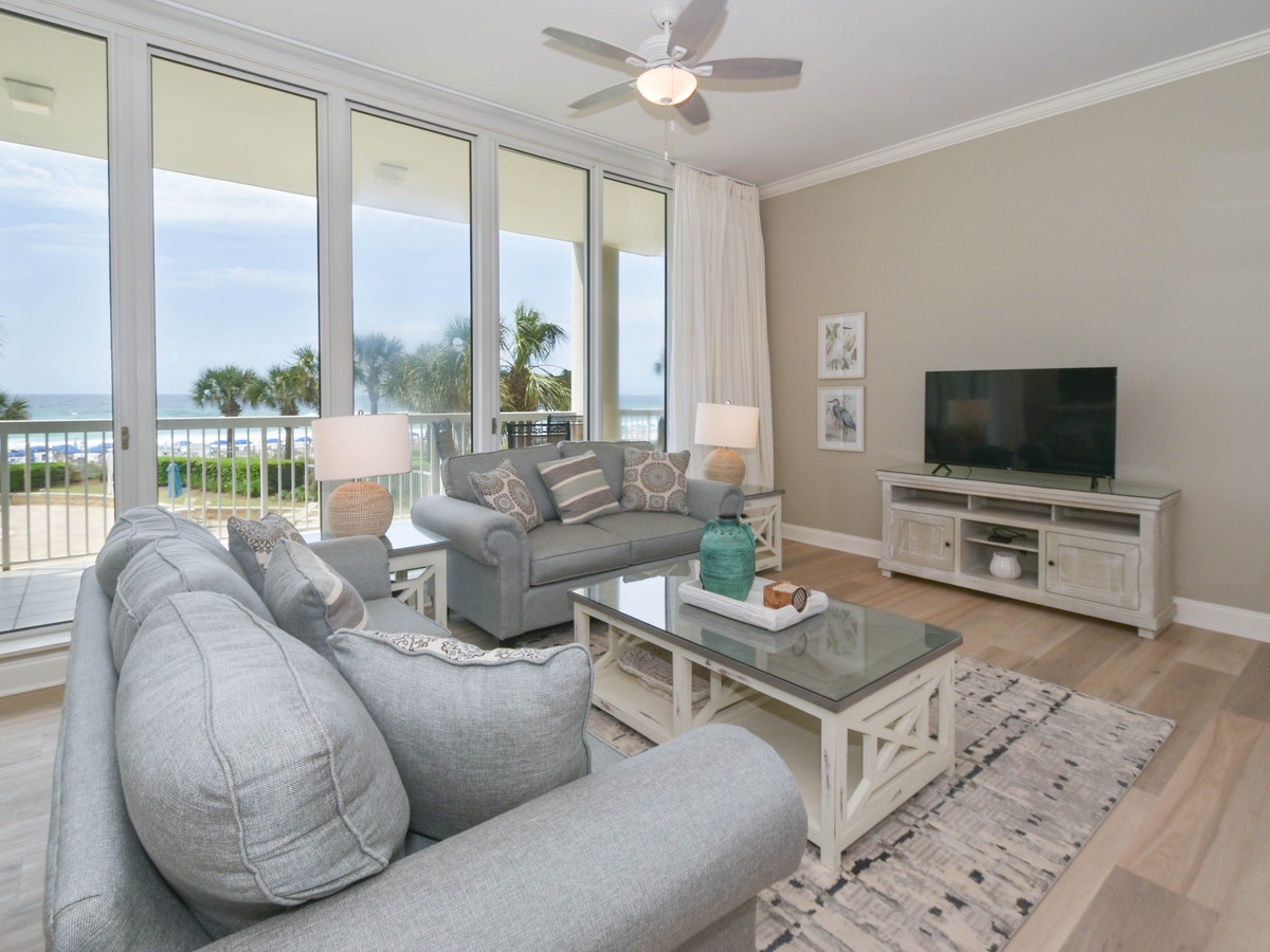 Silver Beach Towers West 202 - Living Area