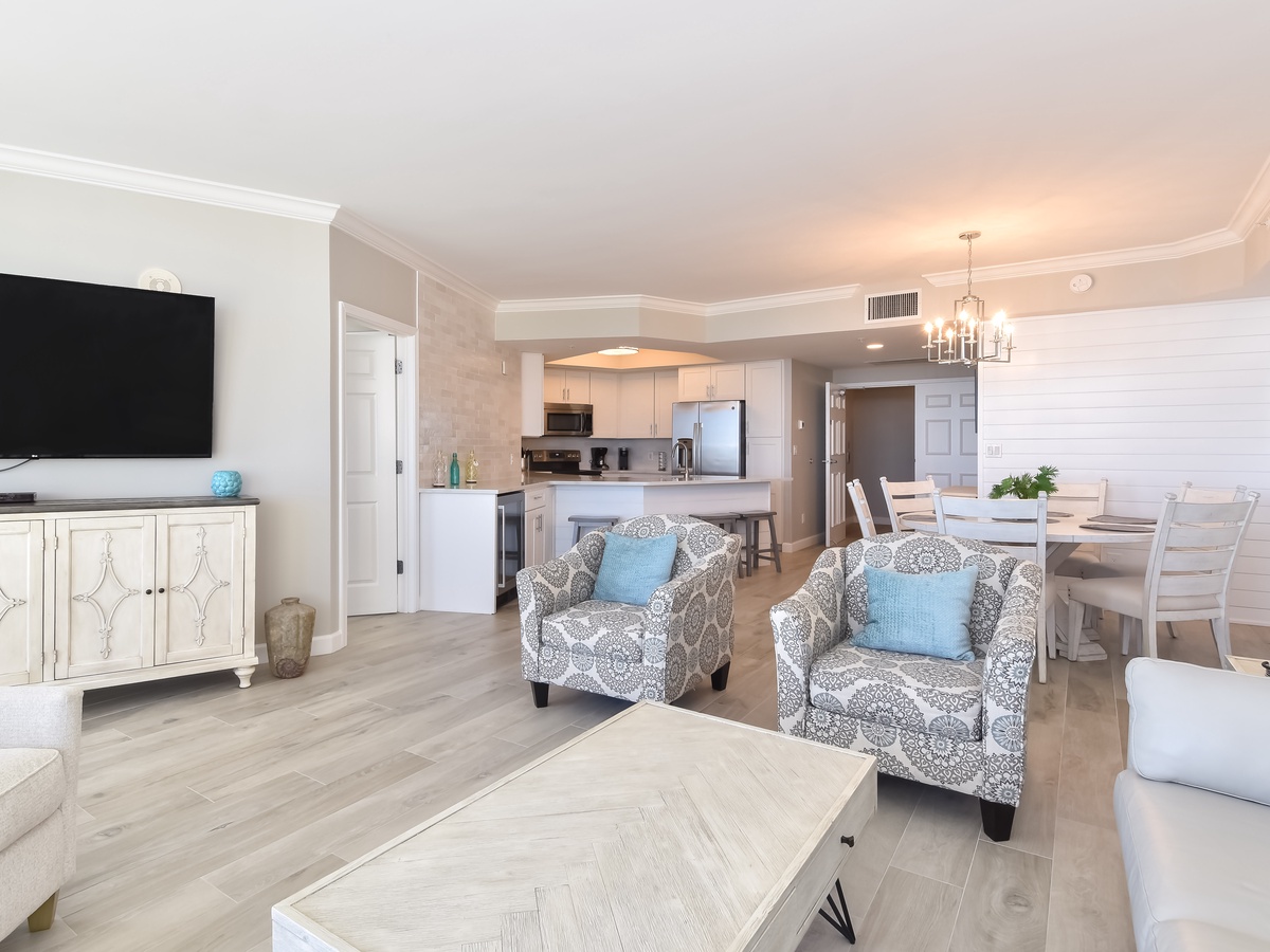 Silver Shells St. Maarten 503- Living Area