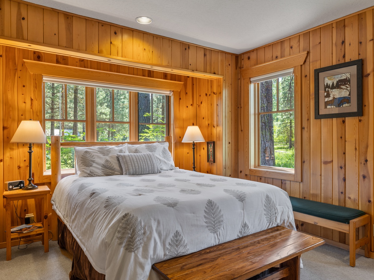 096-6016_230605_JILLROSELL CABIN 11