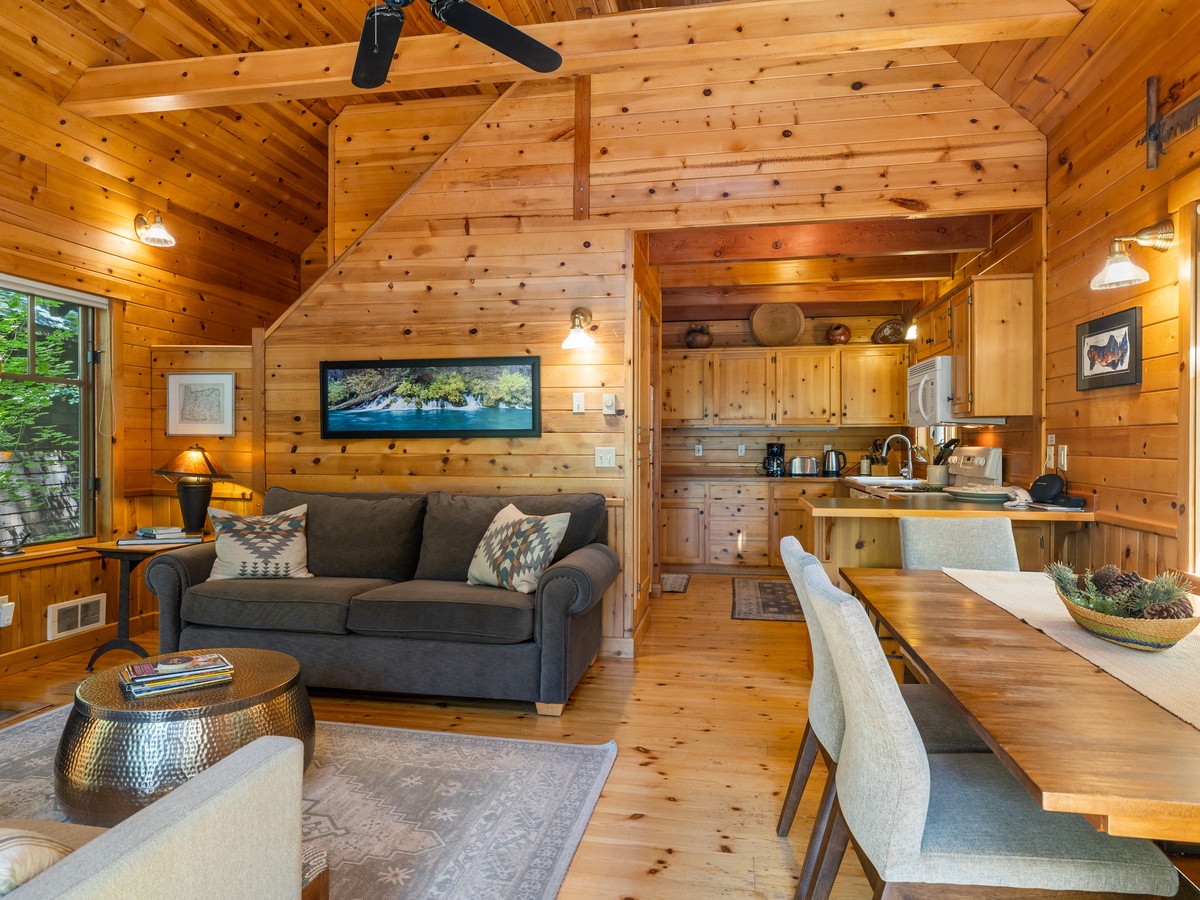 022-5744_230605_JILLROSELL CABIN 2