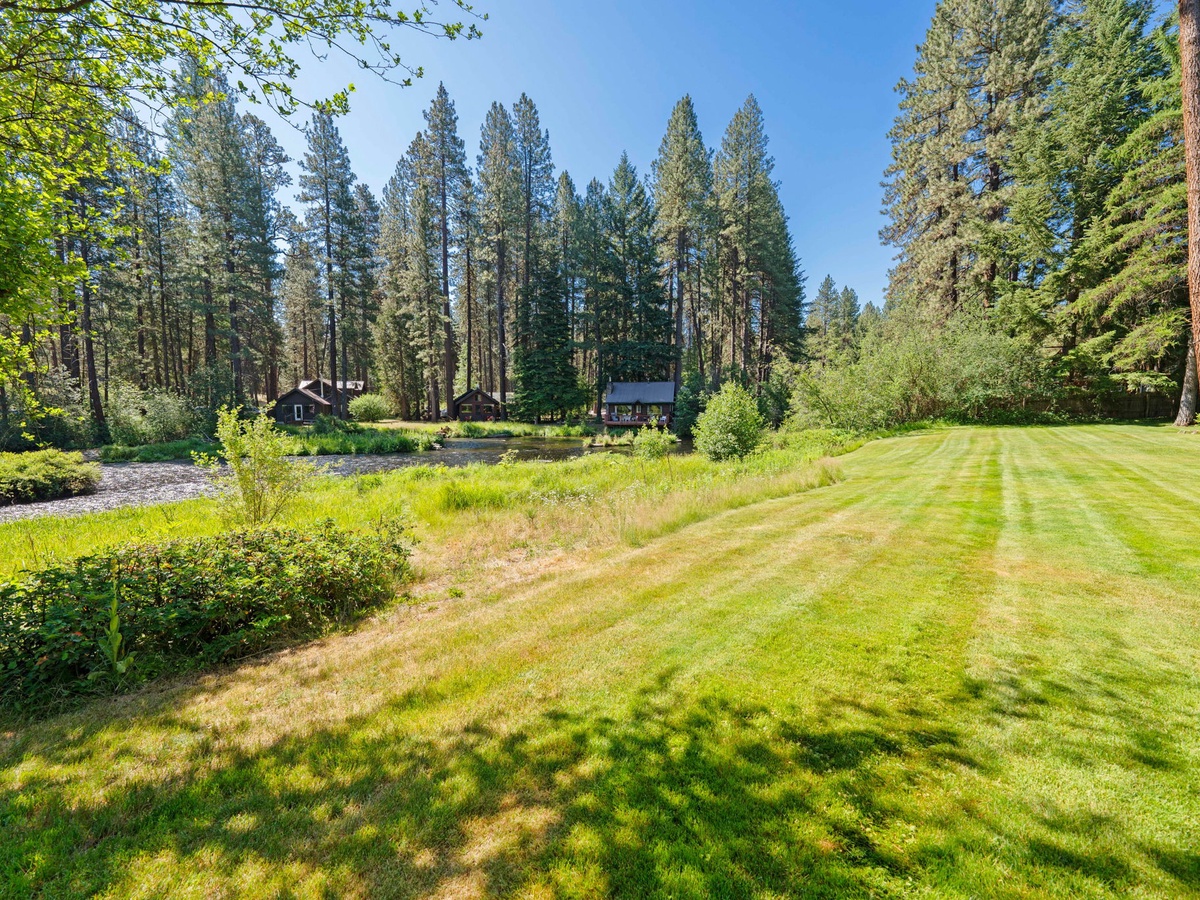 Metolius River Resort Cabin 12 - Fly Fishing & Hiking Retreat | Photo 453