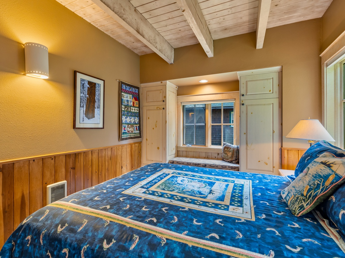 141-8928_230627_JILLROSELL Cabin 7