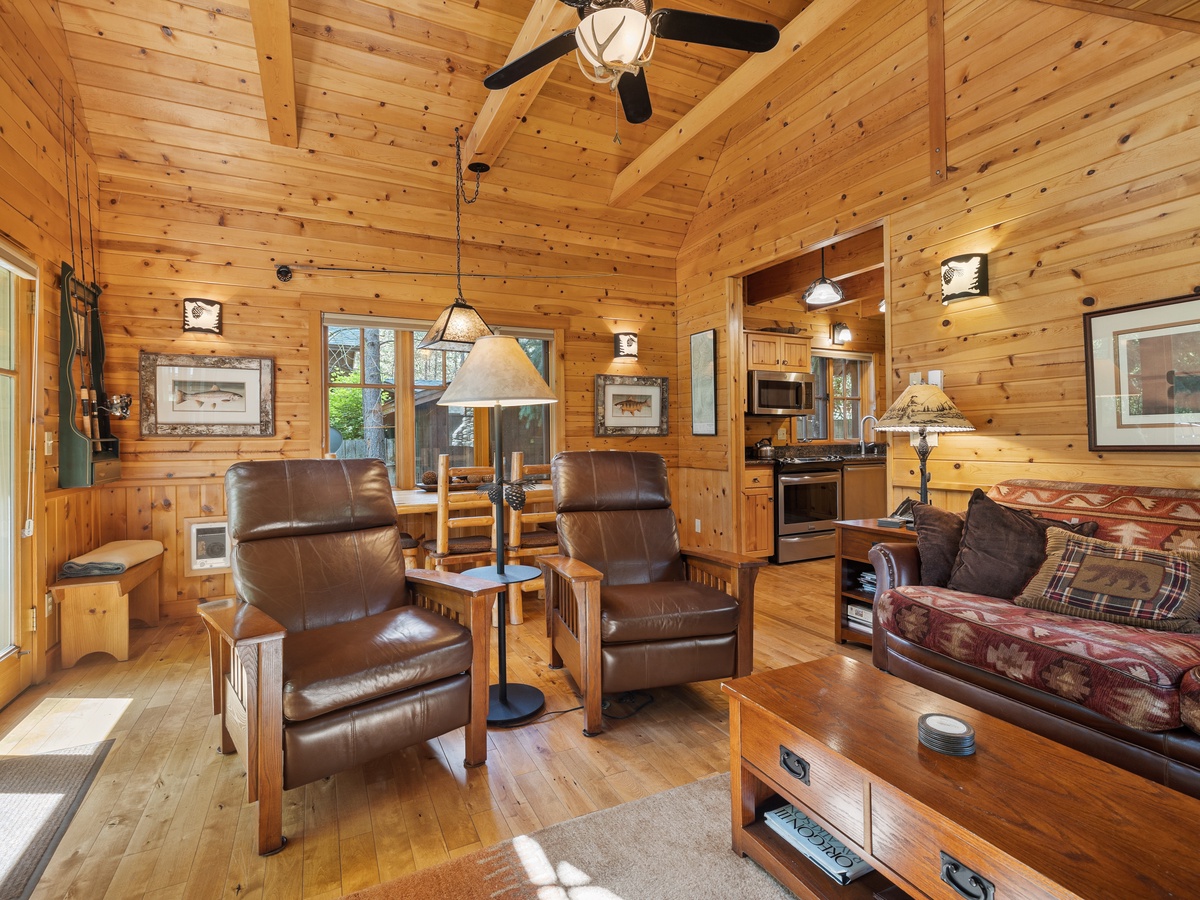 Metolius Cabin 10 | Photo 10