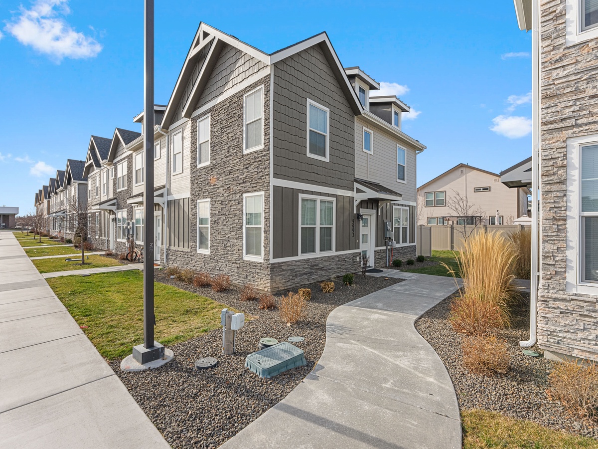 Treasure Valley Retreat | Photo 2