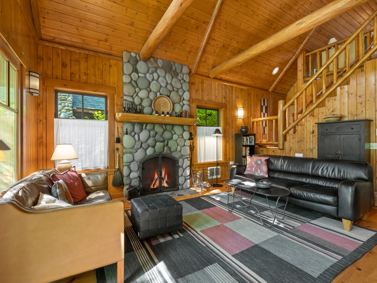 127-8634_230627_JILLROSELL Cabin 6