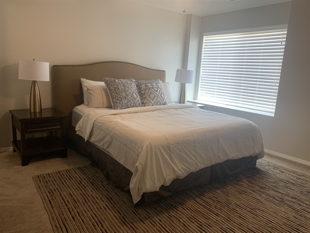 Bedroom 3 - King Bed