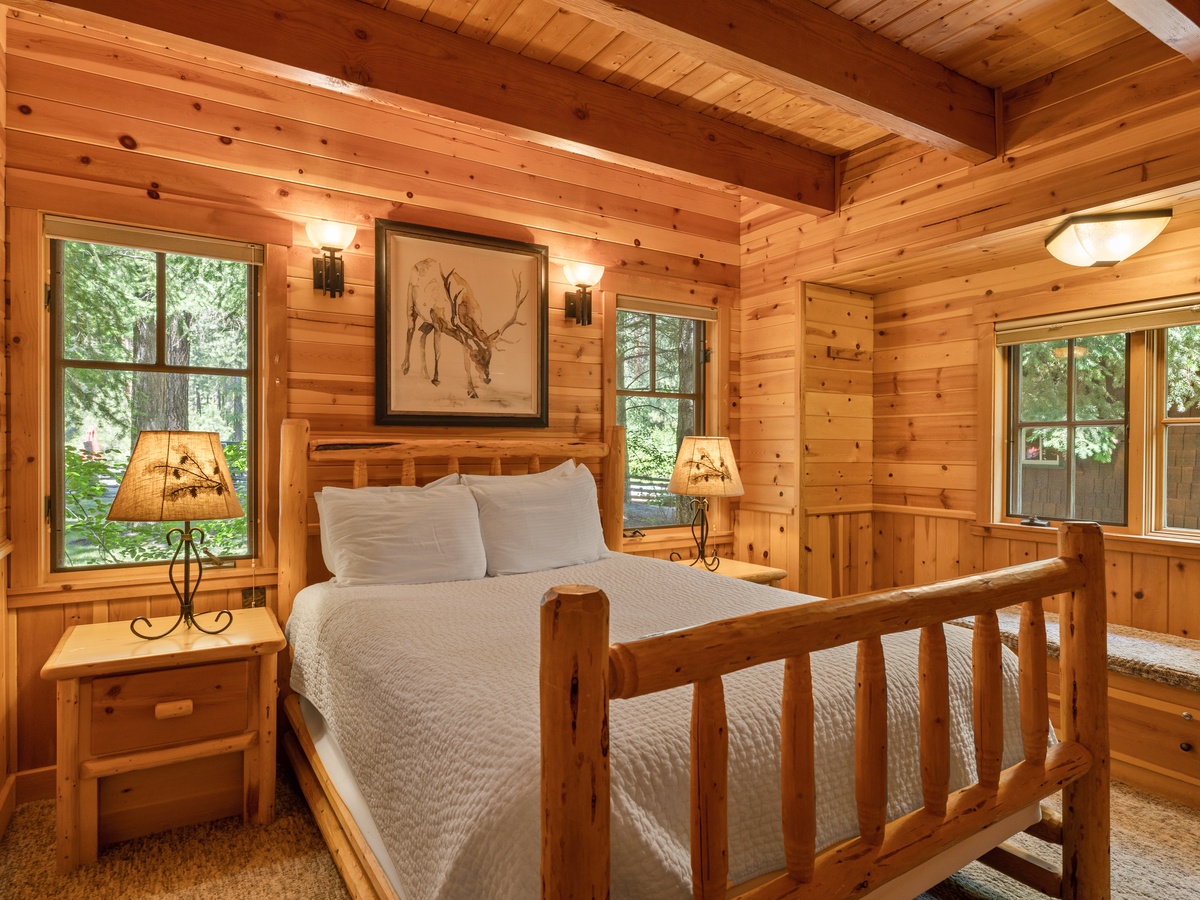 059-5870_230605_JILLROSELL CABIN 4