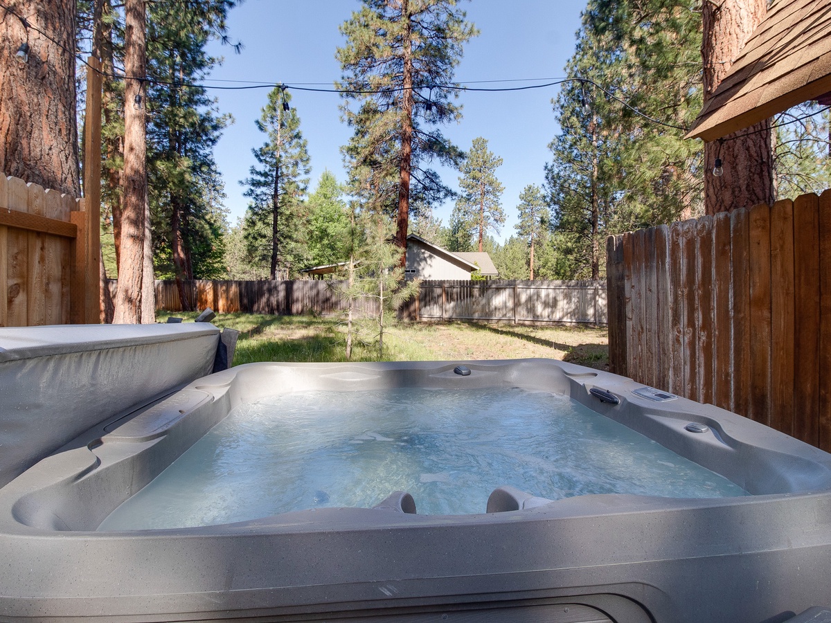 Martingale Lodge | Photo 1