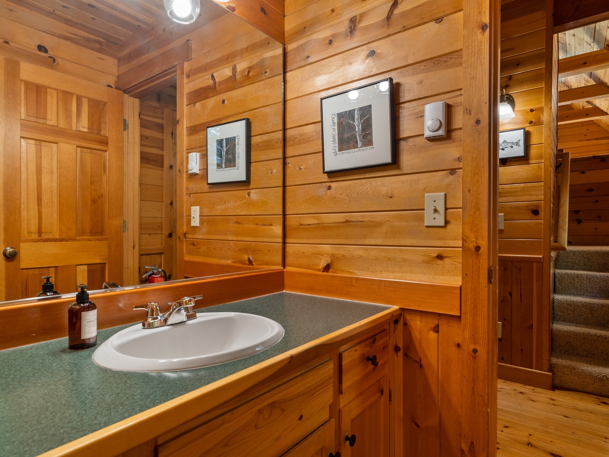 026-5723_230605_JILLROSELL CABIN 2