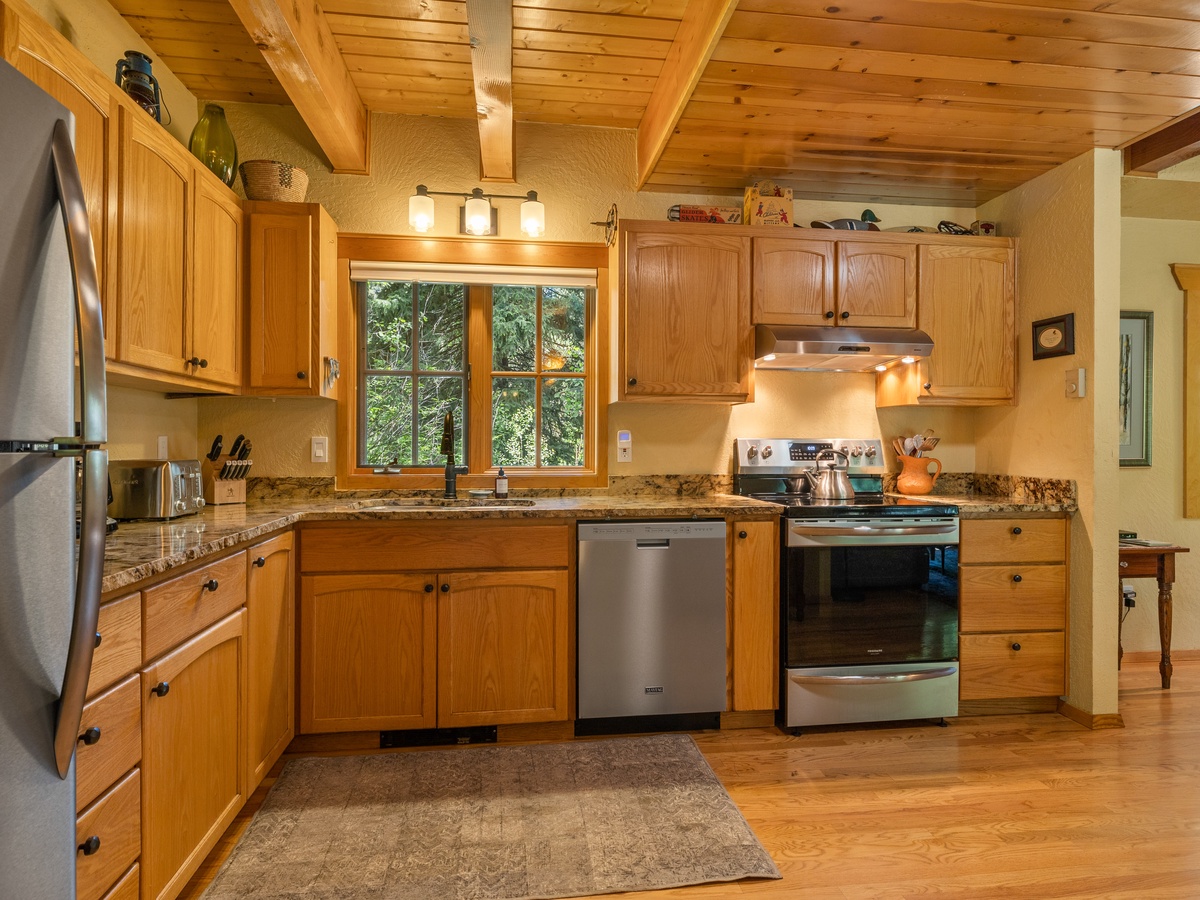 Metolius Cabin 1 | Photo 3