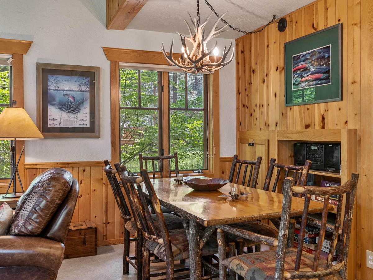 091-5992_230605_JILLROSELL CABIN 11