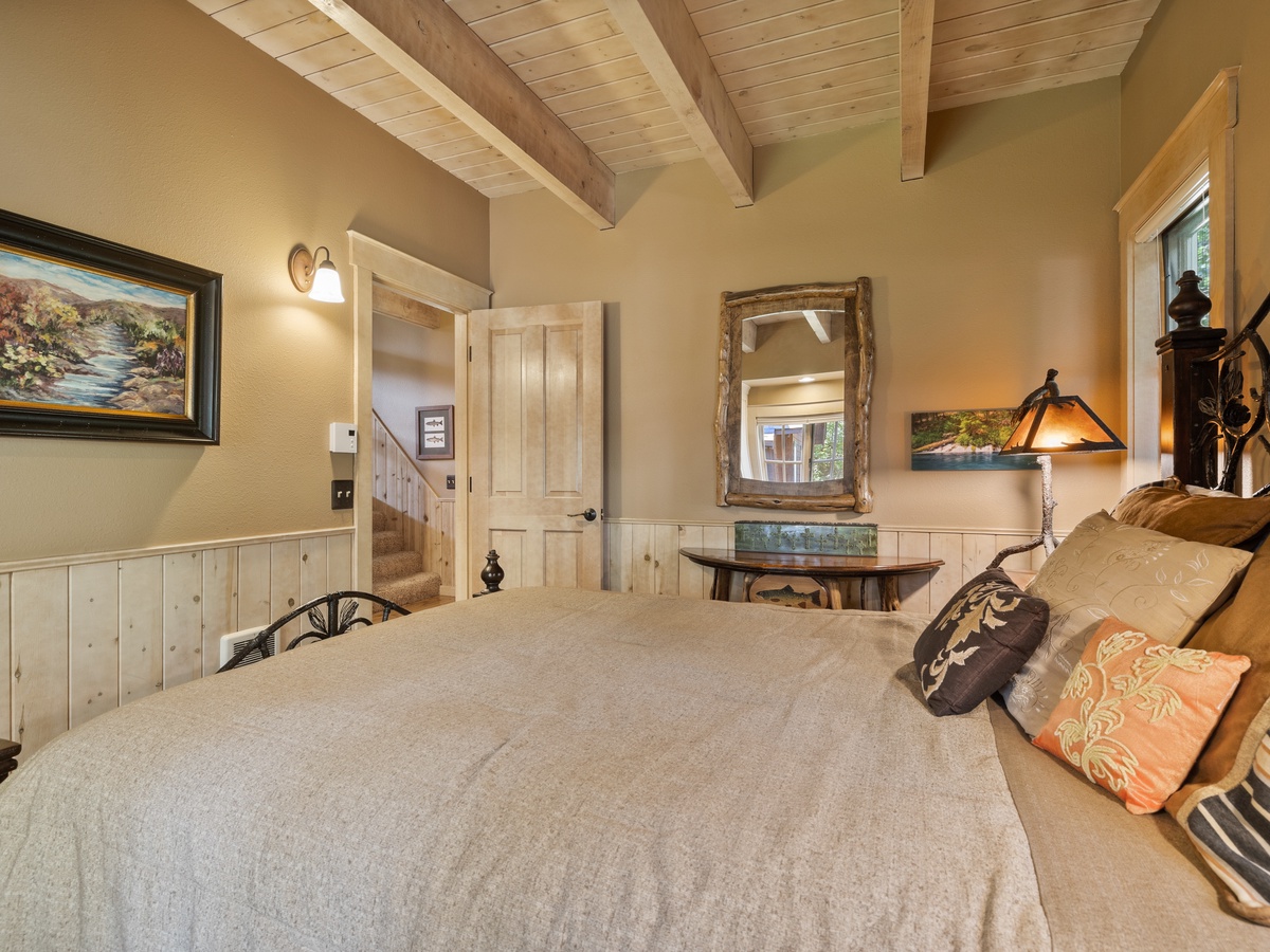 167-8688_230627_JILLROSELL Cabin 9