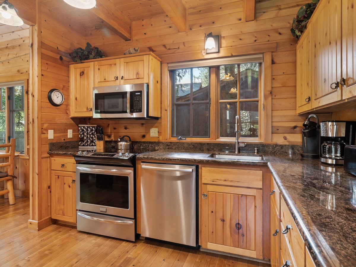 Metolius Cabin 10 | Photo 7