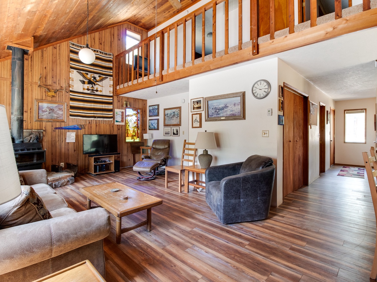 Peters Cabin | Photo 1