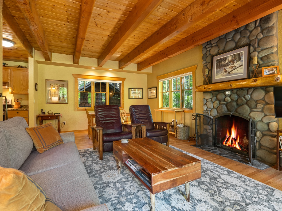 Metolius Cabin 1 | Photo 5