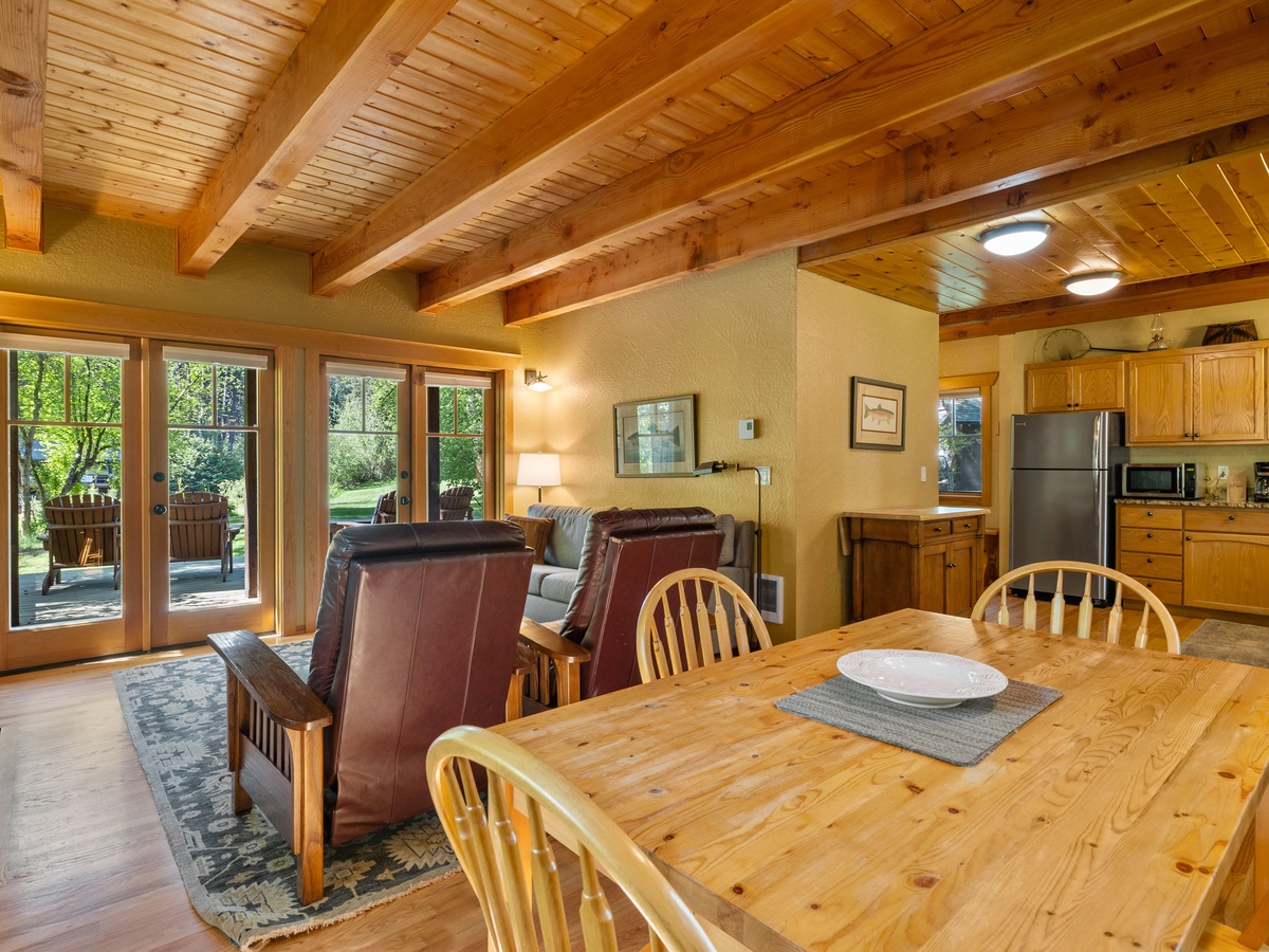 Metolius Cabin 1 | Photo 7