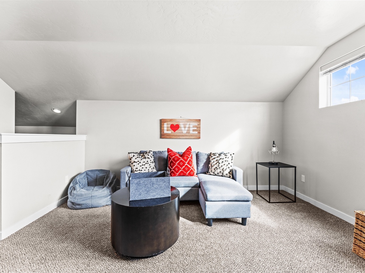 Upstairs Living Area