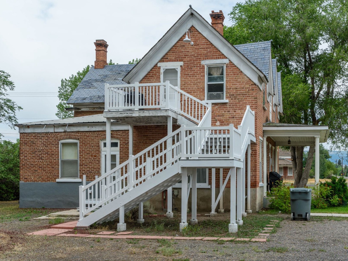 Panguich Red Brick Homes (Upper Home)