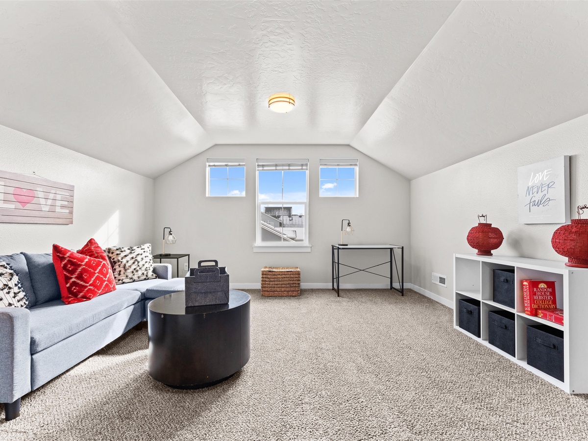 Upstairs Living Area