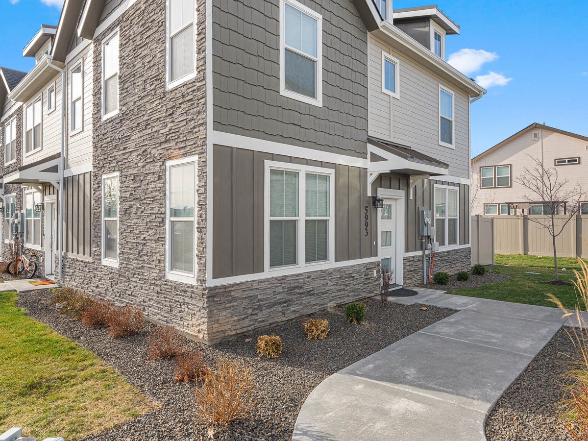 Treasure Valley Retreat | Photo 1