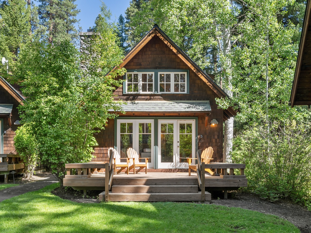 Metolius River Resort Cabin 2 – Nature Escape