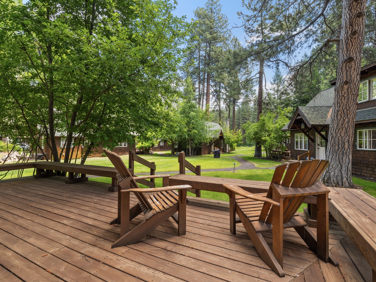 03-8939_230627_JILLROSELL Cabin 12