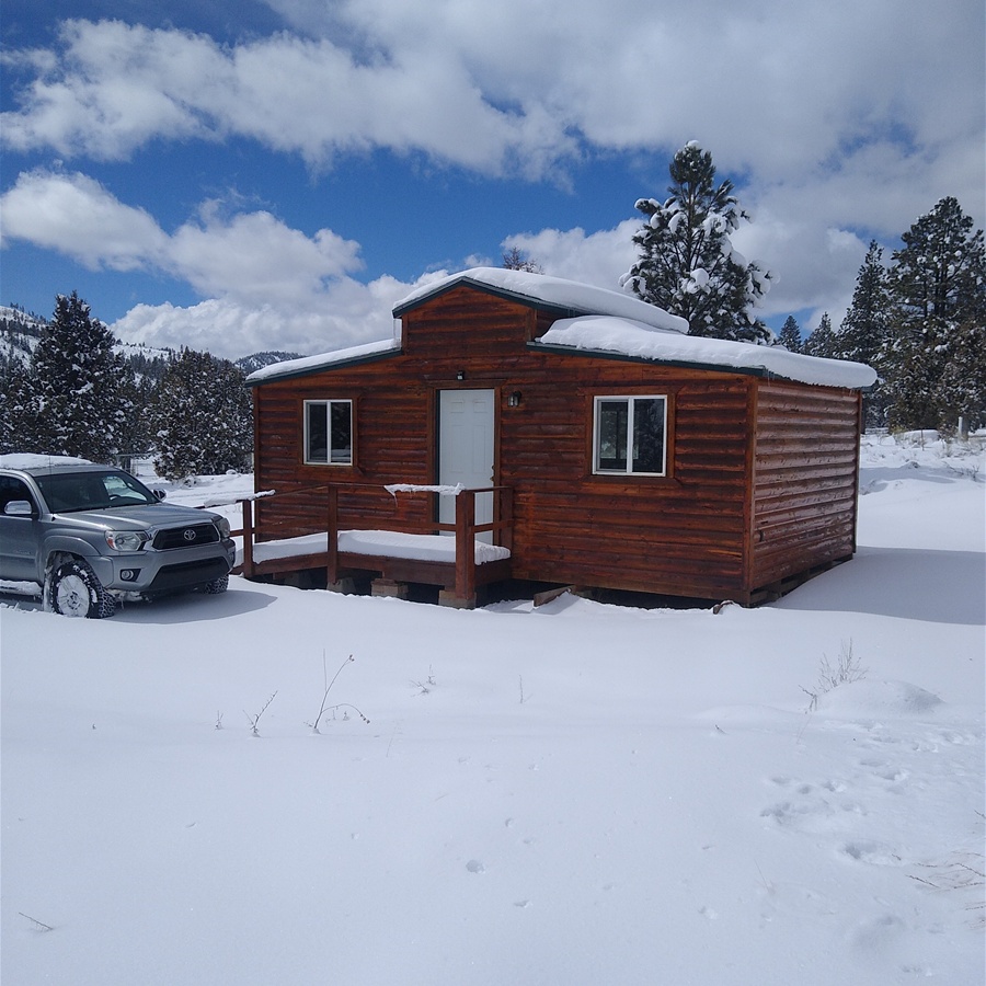 Cabin outside 2 IMG_20210313_122021755