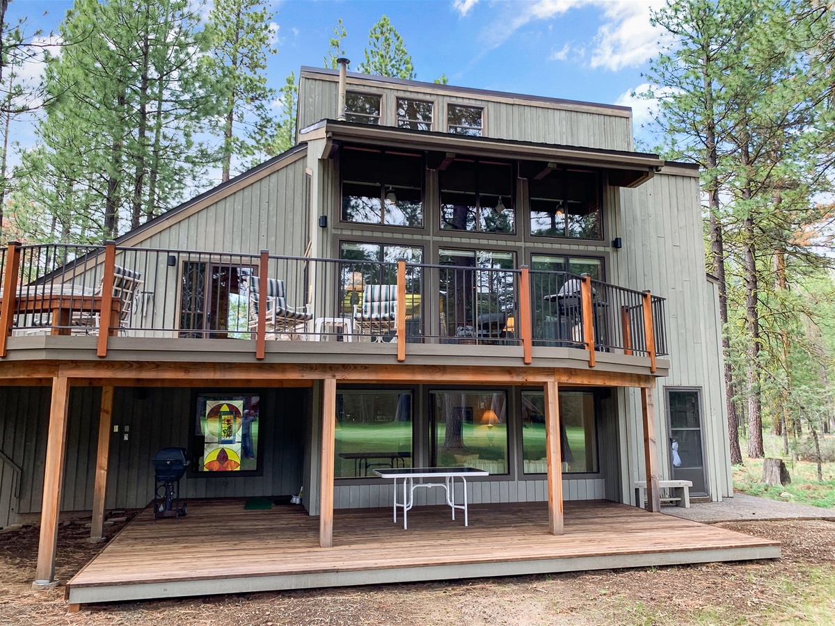 Fairway View | Spacious 5BR Home at Black Butte Ranch