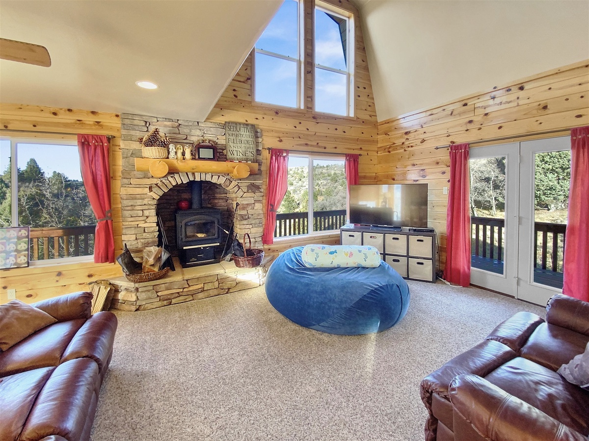 1635979723907Kokos_Panda_Canin_matthew@familytimevacationrentals_com00056_br_7_br_8_br_9_br