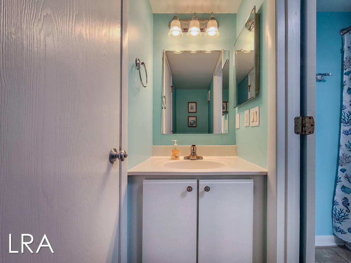 918 N New River Dr 417 (Surf Condos 417 [Int Ext]) - watermarked-8