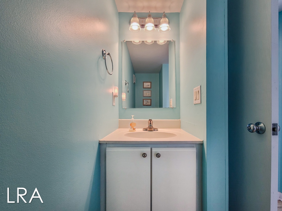 918 N New River Dr 417 (Surf Condos 417 [Int Ext]) - watermarked-5