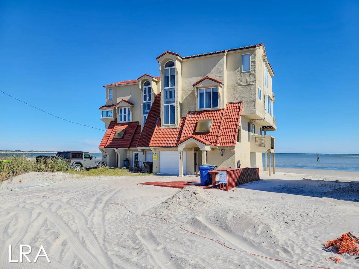 It's 5 O'Clock Somewhere