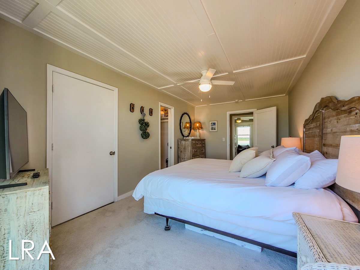1185 N Anderson Blvd (The Sandlot [Int Ext]) - watermarked-35
