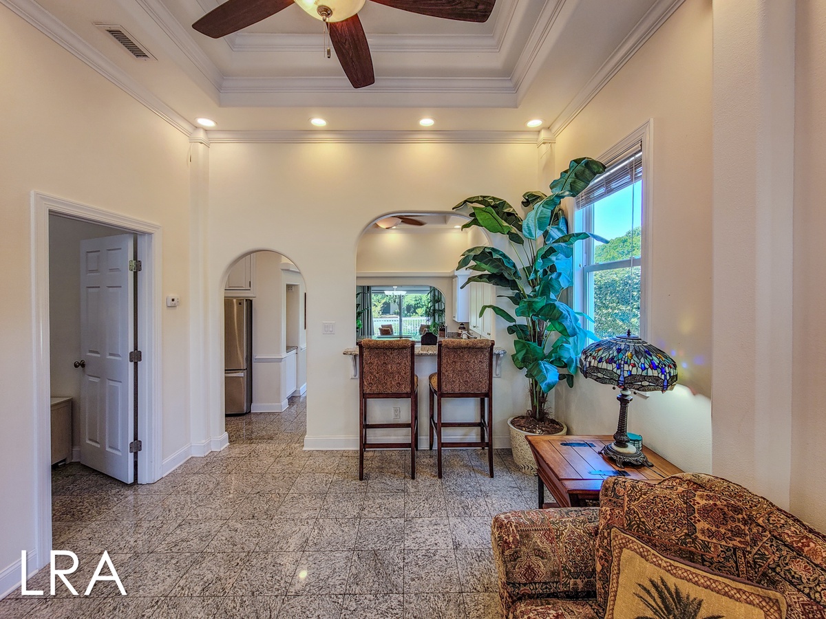 2717 S Shore Dr - Oceanside Manor (105)